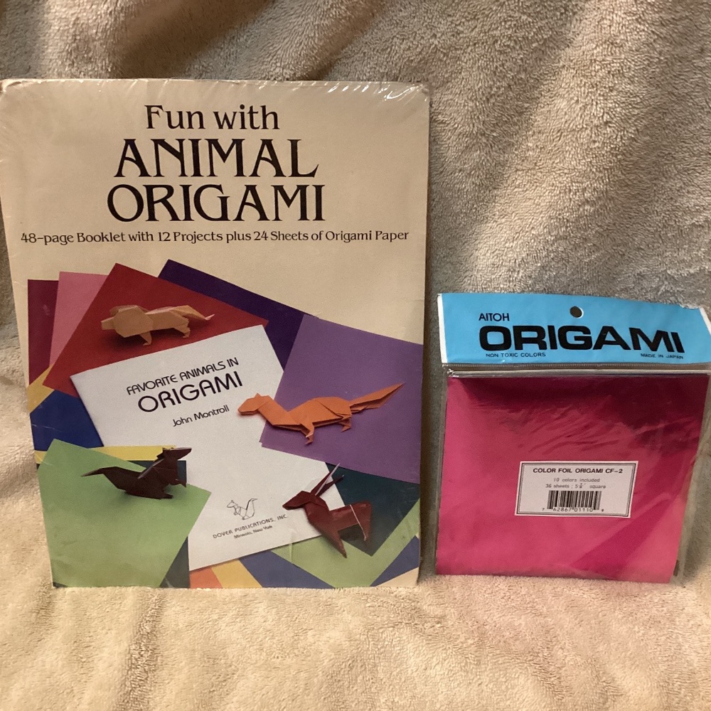 New Sealed Fun with Animal Origami 48 page Booklet plus Origami Paper